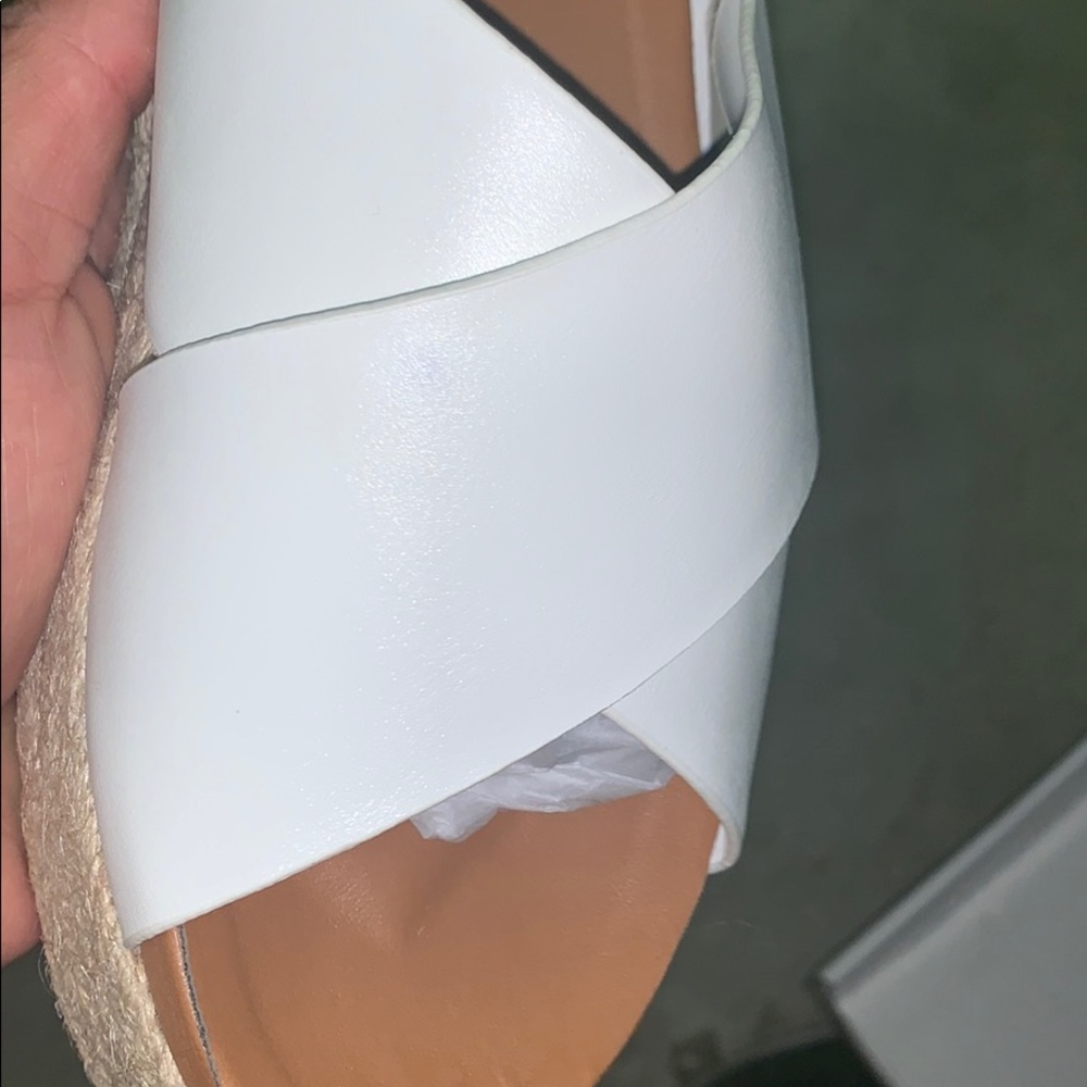 4xs HP 🎉HP WHITE ESPADRILLE SANDAL - Picture 6 of 8